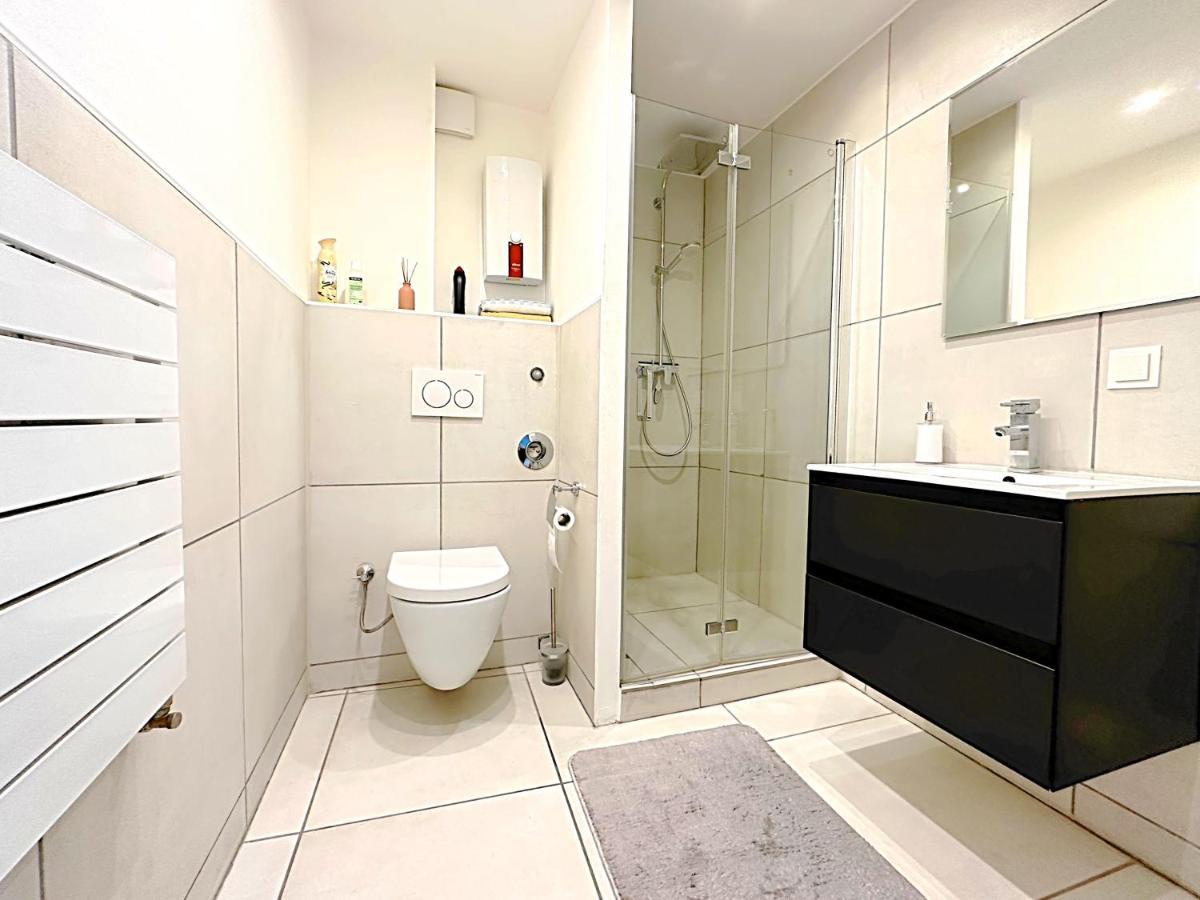 Homezone Seelze ภายนอก รูปภาพ